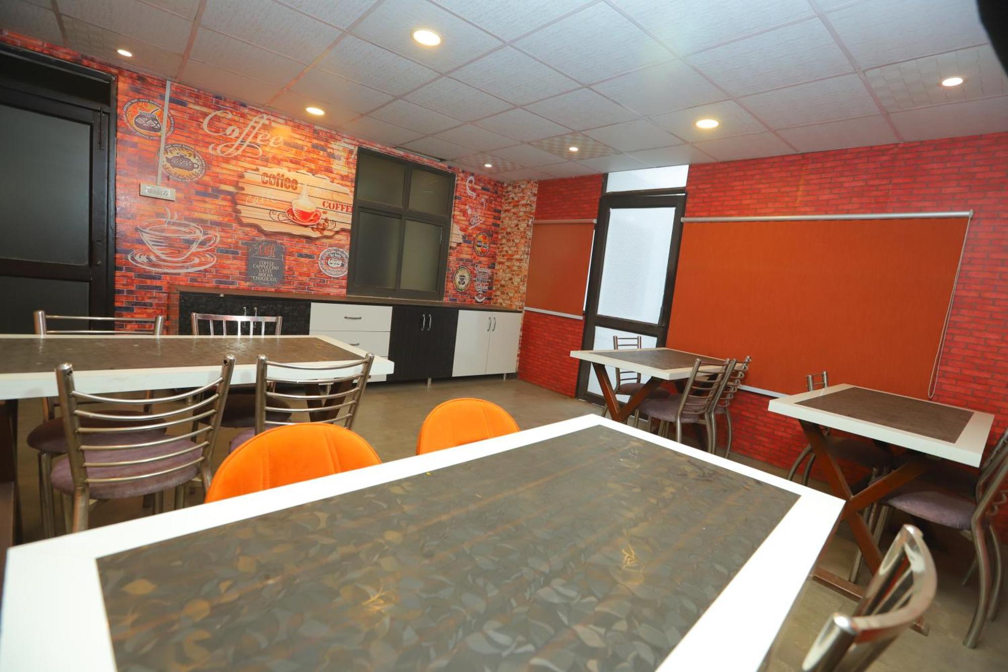 Hotel Almora Inn - Near By Delhi International Airport - With Free Airport Pickup And Drop New Delhi Ngoại thất bức ảnh