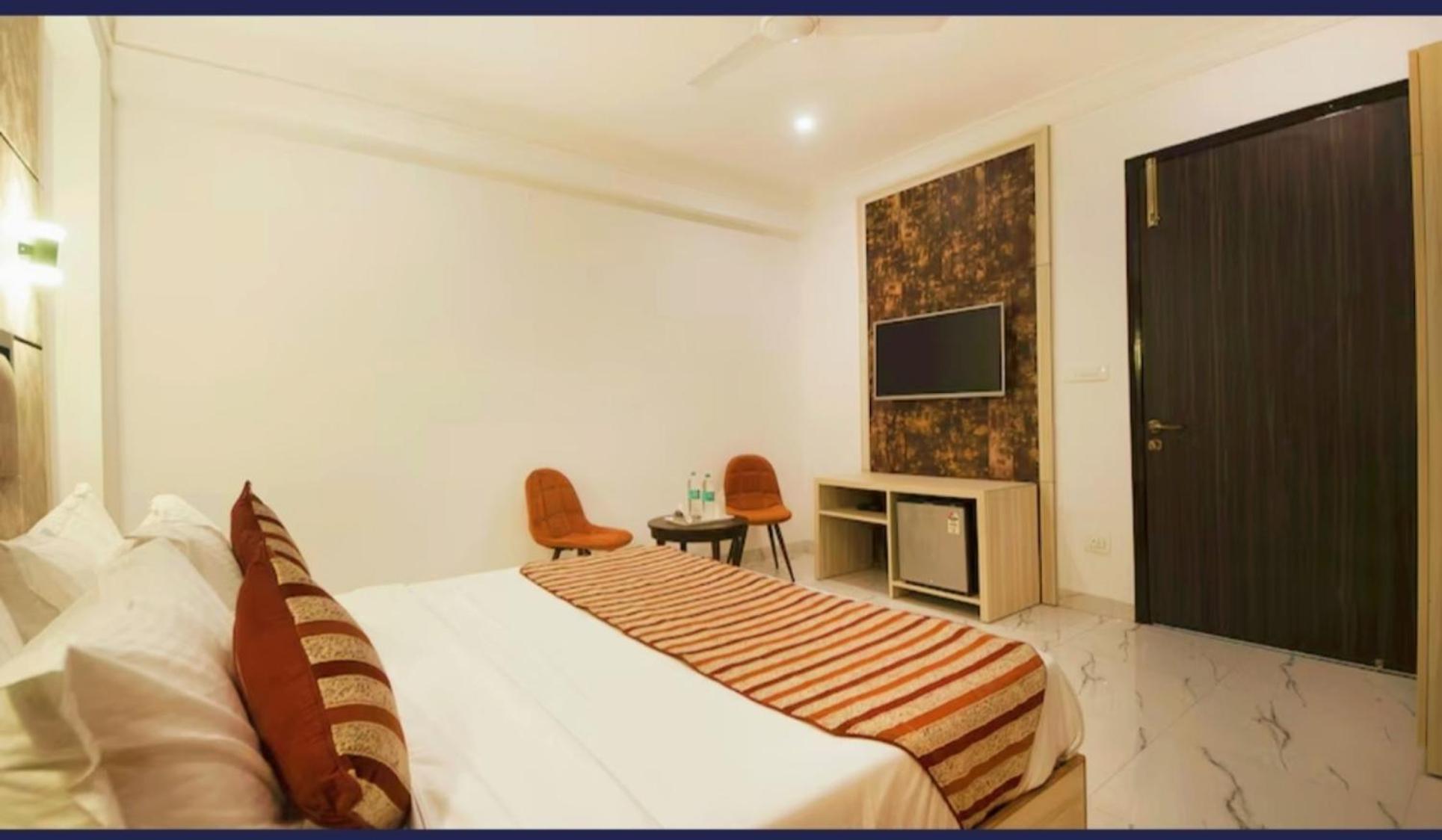 Hotel Almora Inn - Near By Delhi International Airport - With Free Airport Pickup And Drop New Delhi Ngoại thất bức ảnh