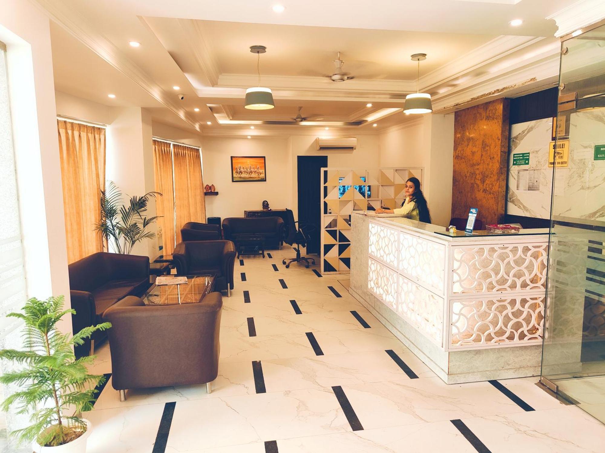 Hotel Almora Inn - Near By Delhi International Airport - With Free Airport Pickup And Drop New Delhi Ngoại thất bức ảnh