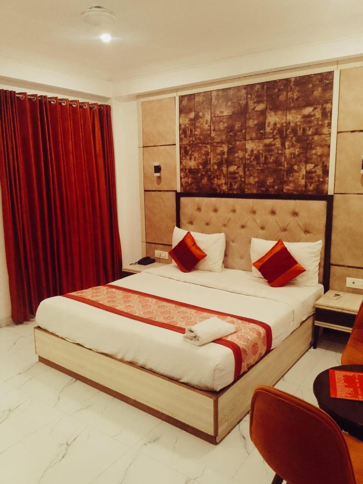 Hotel Almora Inn - Near By Delhi International Airport - With Free Airport Pickup And Drop New Delhi Ngoại thất bức ảnh