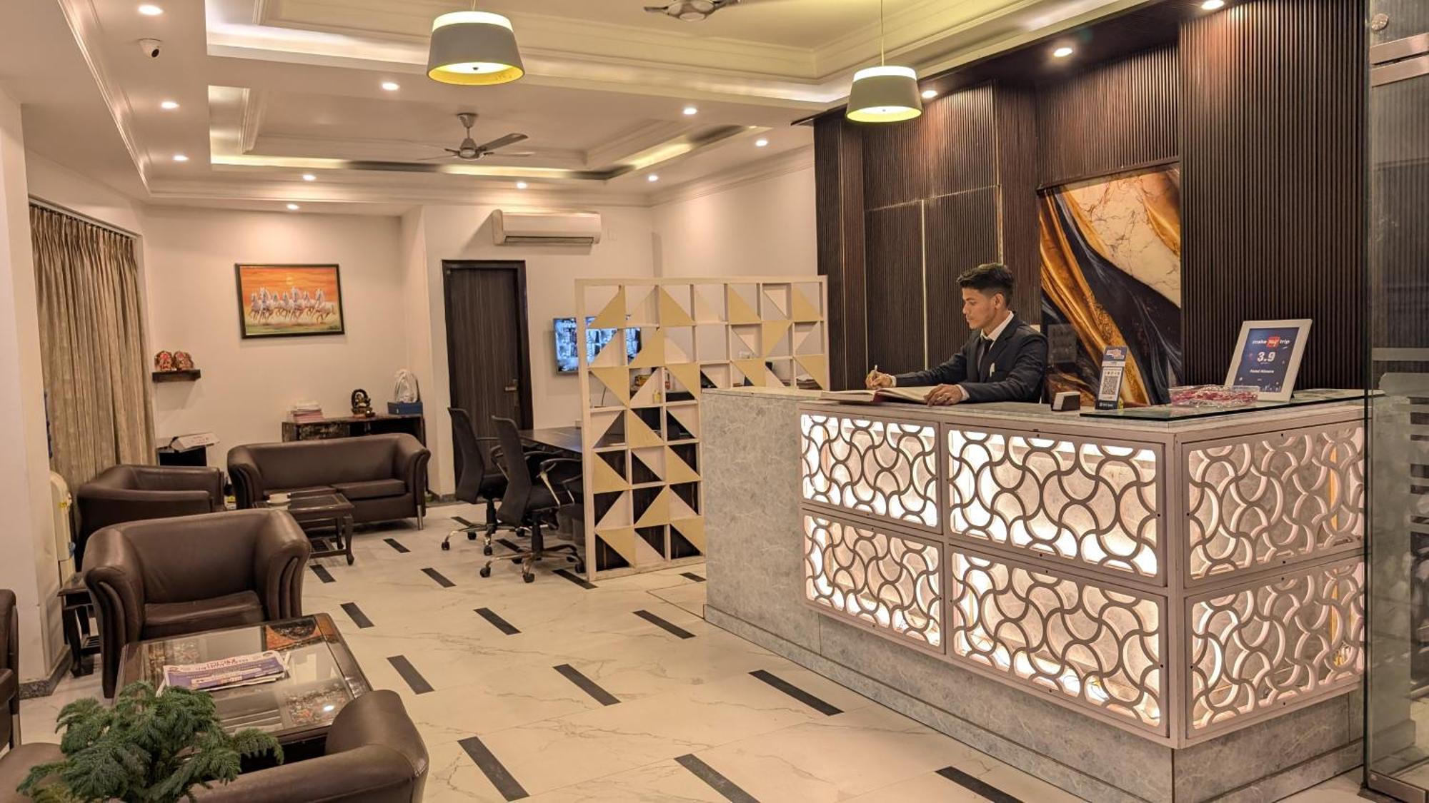 Hotel Almora Inn - Near By Delhi International Airport - With Free Airport Pickup And Drop New Delhi Ngoại thất bức ảnh